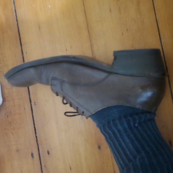 Frye Carson Oxfords size 9 - Picture 4 of 9